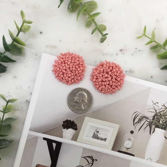 🆑 "Clémence" Earrings || Rose Pink Beaded - Picture 4 of 11